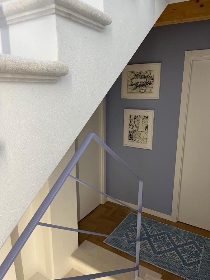 La Piccola Casa Al Lago - Intera Casa Con 3 Camere E 2 Box 萨罗 外观 照片
