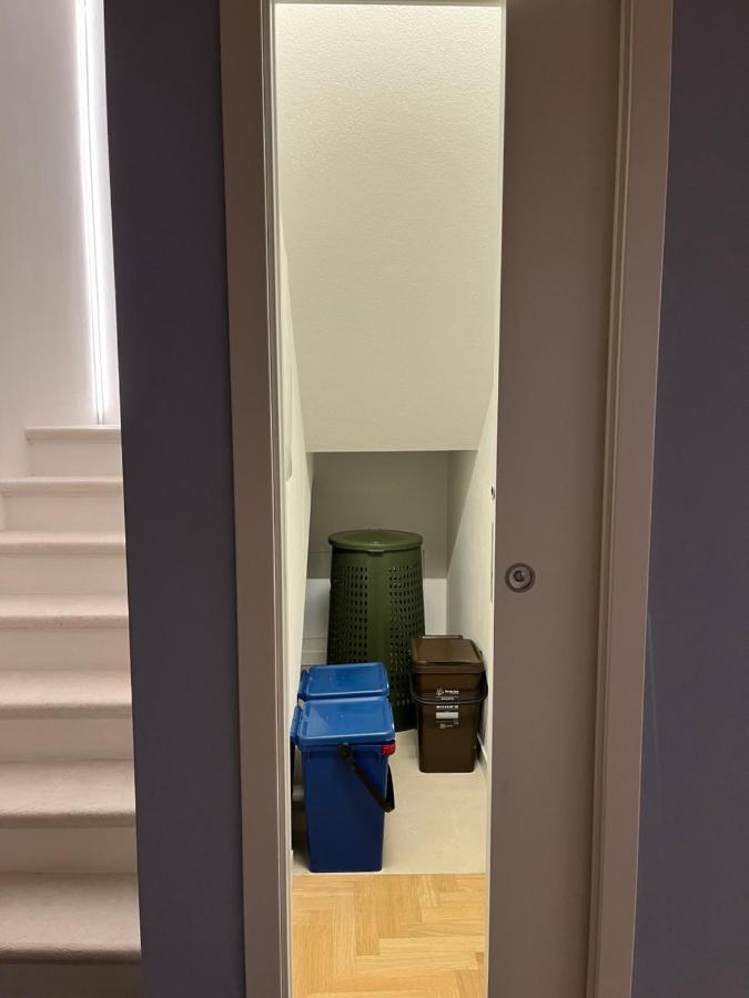 La Piccola Casa Al Lago - Intera Casa Con 3 Camere E 2 Box 萨罗 外观 照片