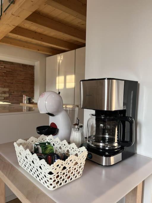 La Piccola Casa Al Lago - Intera Casa Con 3 Camere E 2 Box 萨罗 外观 照片